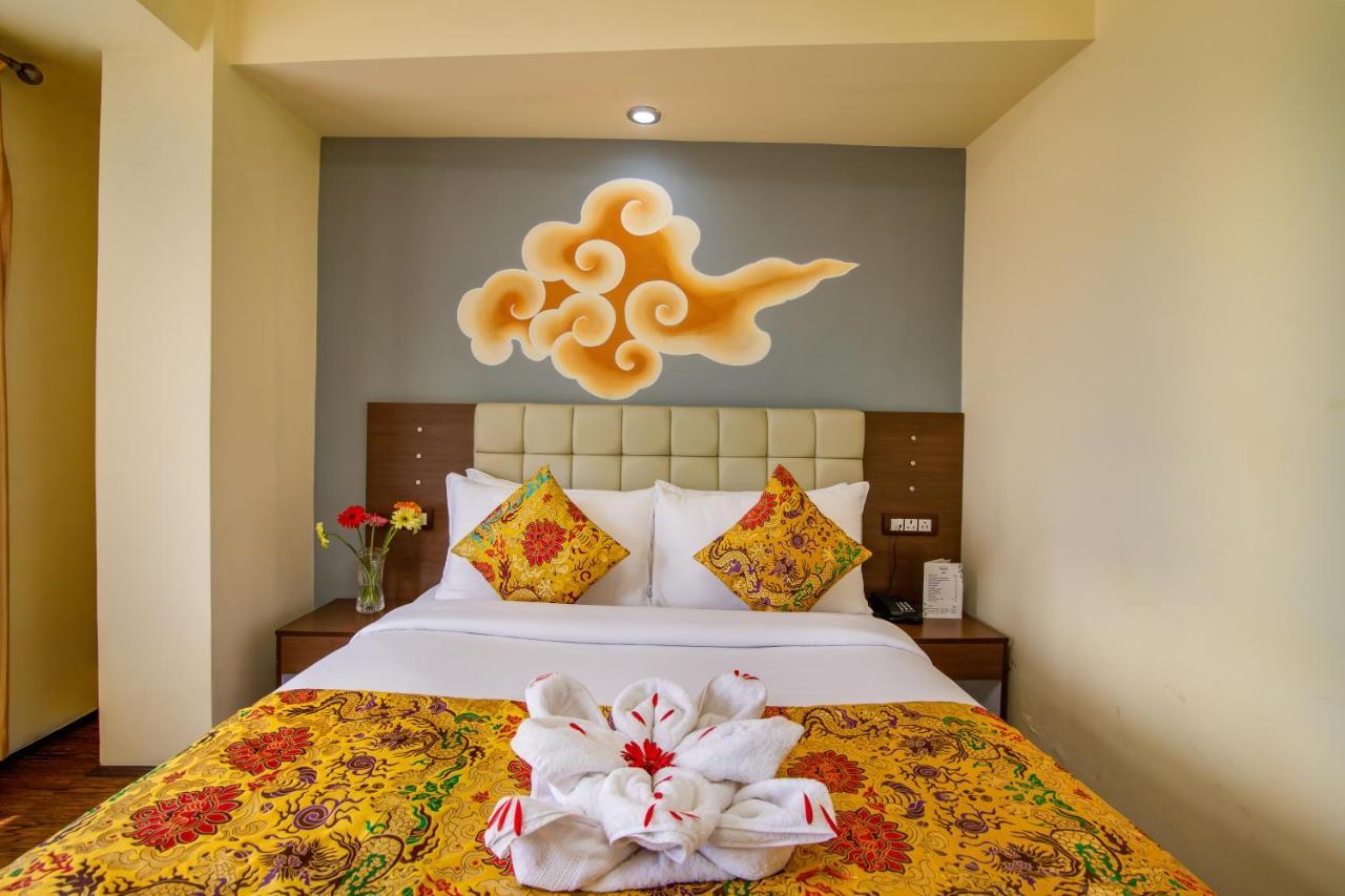 Muscatel Grand Silkroute - 300 Mts From Mg Marg Gangtok Exterior foto