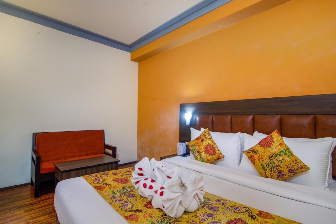 Muscatel Grand Silkroute - 300 Mts From Mg Marg Gangtok Exterior foto