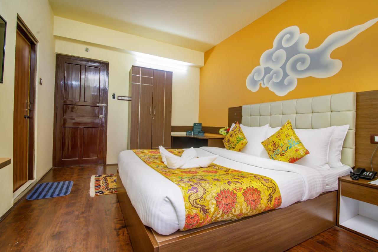 Muscatel Grand Silkroute - 300 Mts From Mg Marg Gangtok Exterior foto