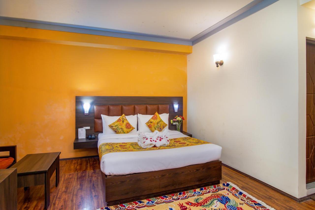 Muscatel Grand Silkroute - 300 Mts From Mg Marg Gangtok Exterior foto