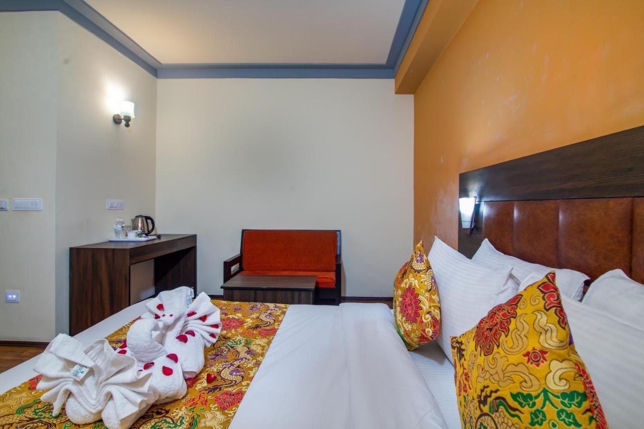 Muscatel Grand Silkroute - 300 Mts From Mg Marg Gangtok Exterior foto
