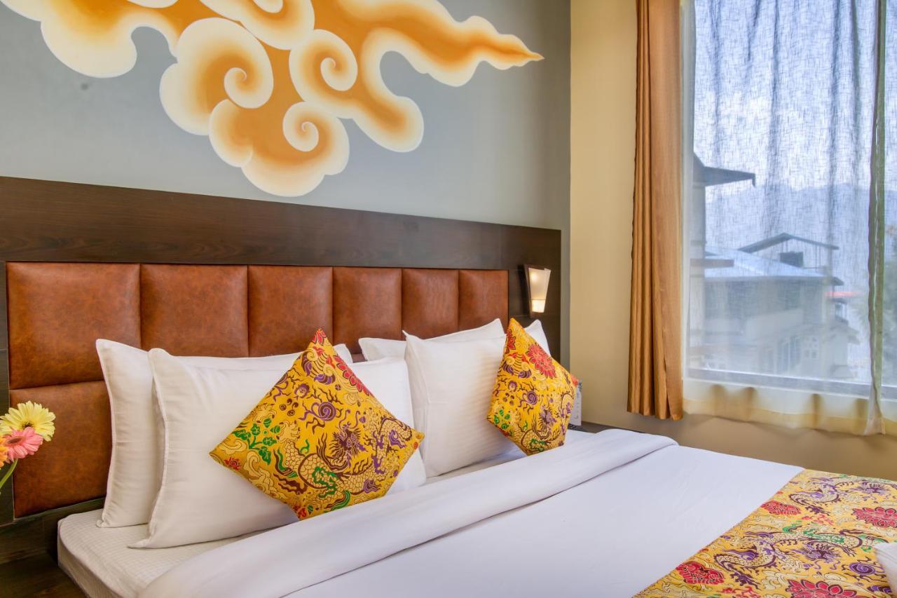 Muscatel Grand Silkroute - 300 Mts From Mg Marg Gangtok Exterior foto