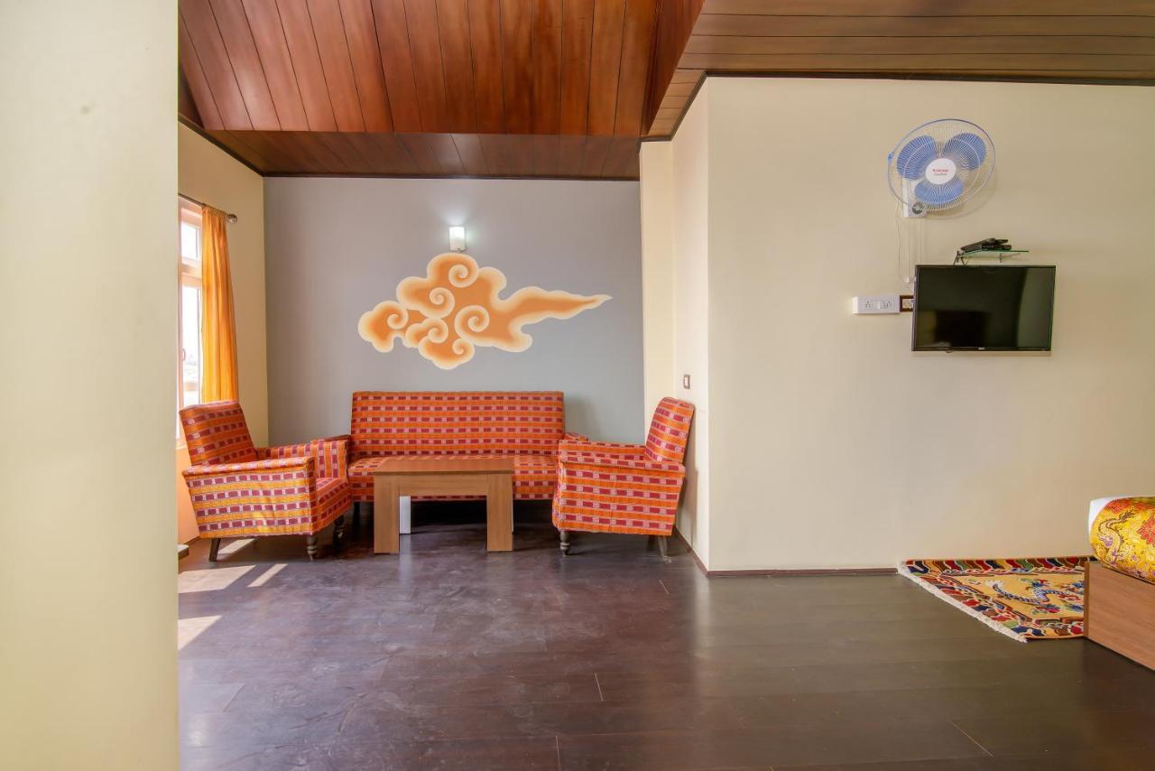 Muscatel Grand Silkroute - 300 Mts From Mg Marg Gangtok Exterior foto