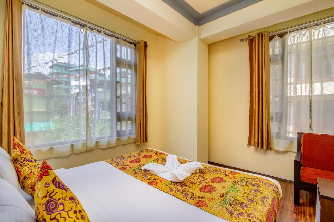 Muscatel Grand Silkroute - 300 Mts From Mg Marg Gangtok Exterior foto