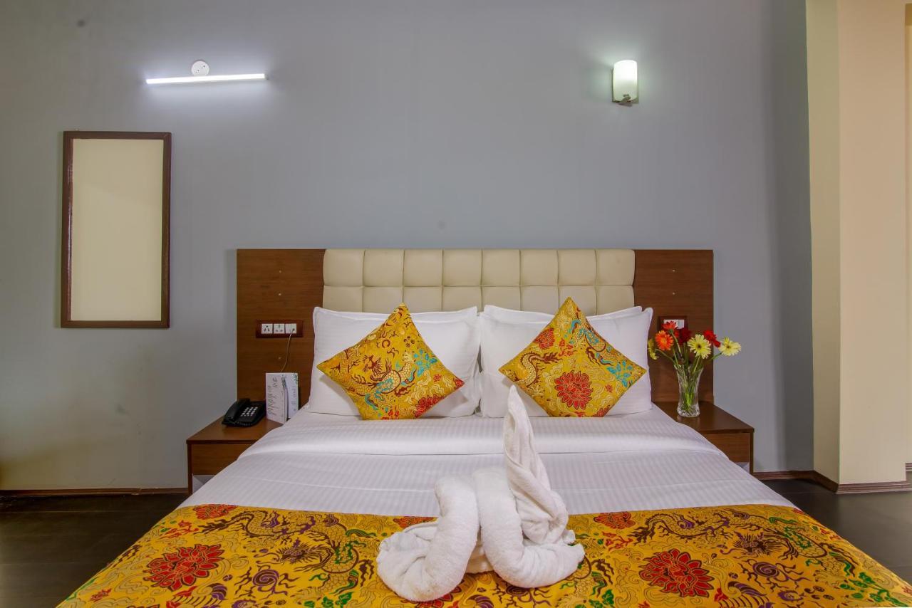 Muscatel Grand Silkroute - 300 Mts From Mg Marg Gangtok Exterior foto